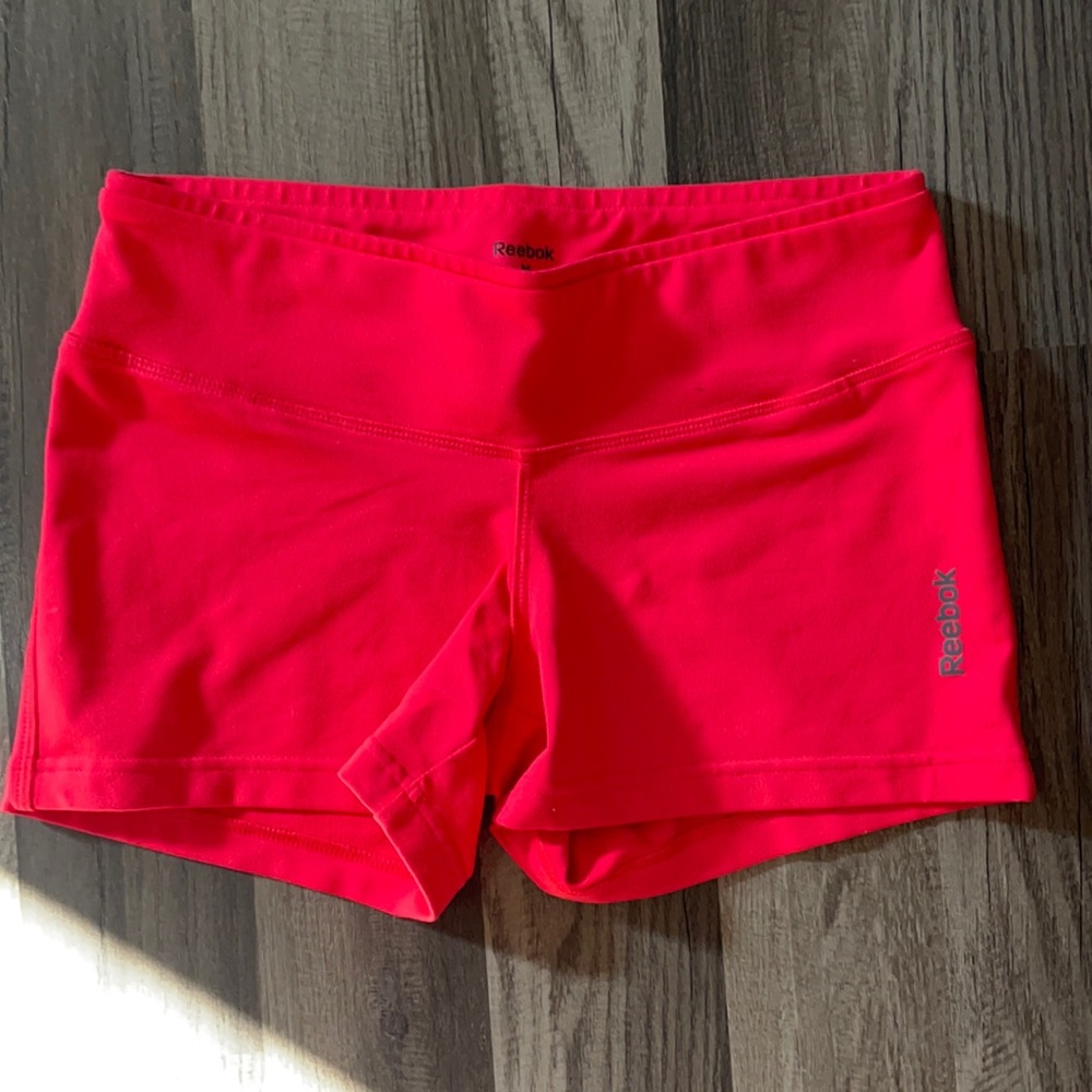 REEBOK • SHORT SHORTS